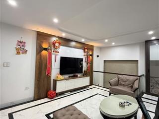 Chính chủ bán nhà mới đẹp gần ô tô, phố đông tác 40m2x6tầng, mt 4.9m, giá chỉ 13.2 tỷ