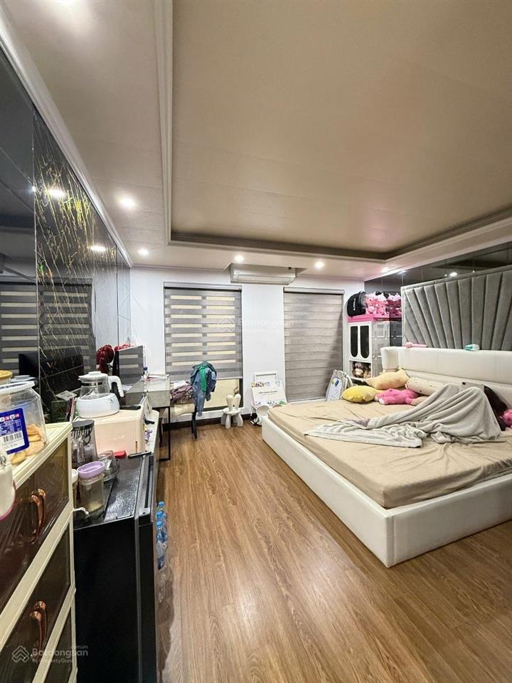 Chính chủ bán nhà mới đẹp gần ô tô, phố đông tác 40m2x6tầng, mt 4.9m, giá chỉ 13.2 tỷ