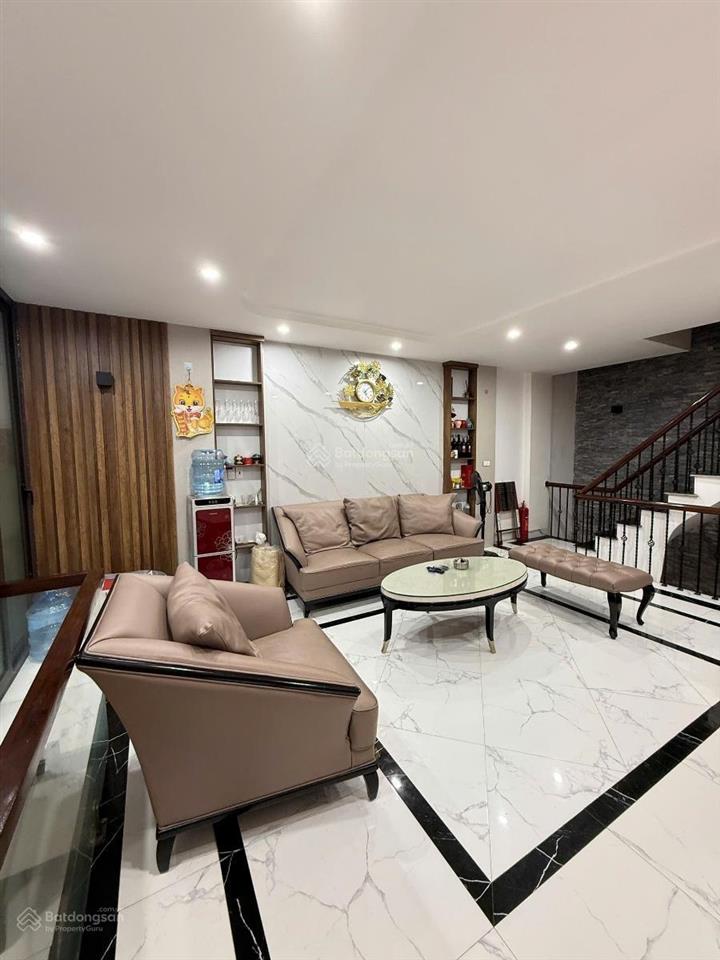 Chính chủ bán nhà mới đẹp gần ô tô, phố đông tác 40m2x6tầng, mt 4.9m, giá chỉ 13.2 tỷ