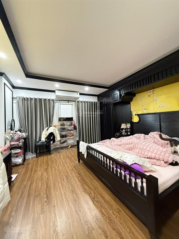 Chính chủ bán nhà mới đẹp gần ô tô, phố đông tác 40m2x6tầng, mt 4.9m, giá chỉ 13.2 tỷ