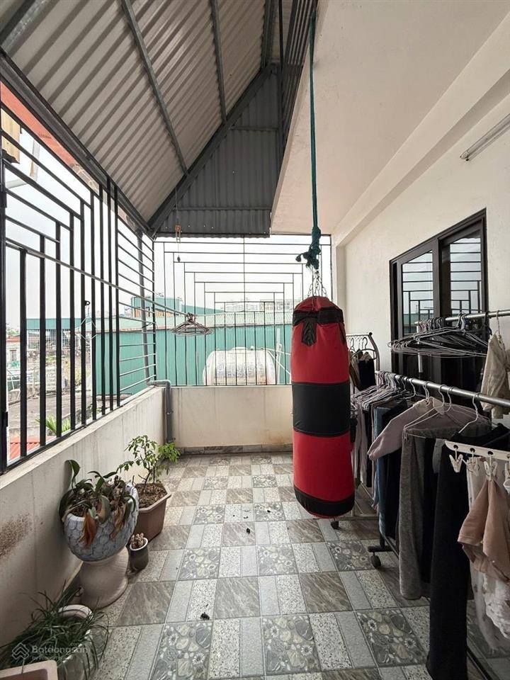 Chính chủ bán nhà mới đẹp gần ô tô, phố đông tác 40m2x6tầng, mt 4.9m, giá chỉ 13.2 tỷ