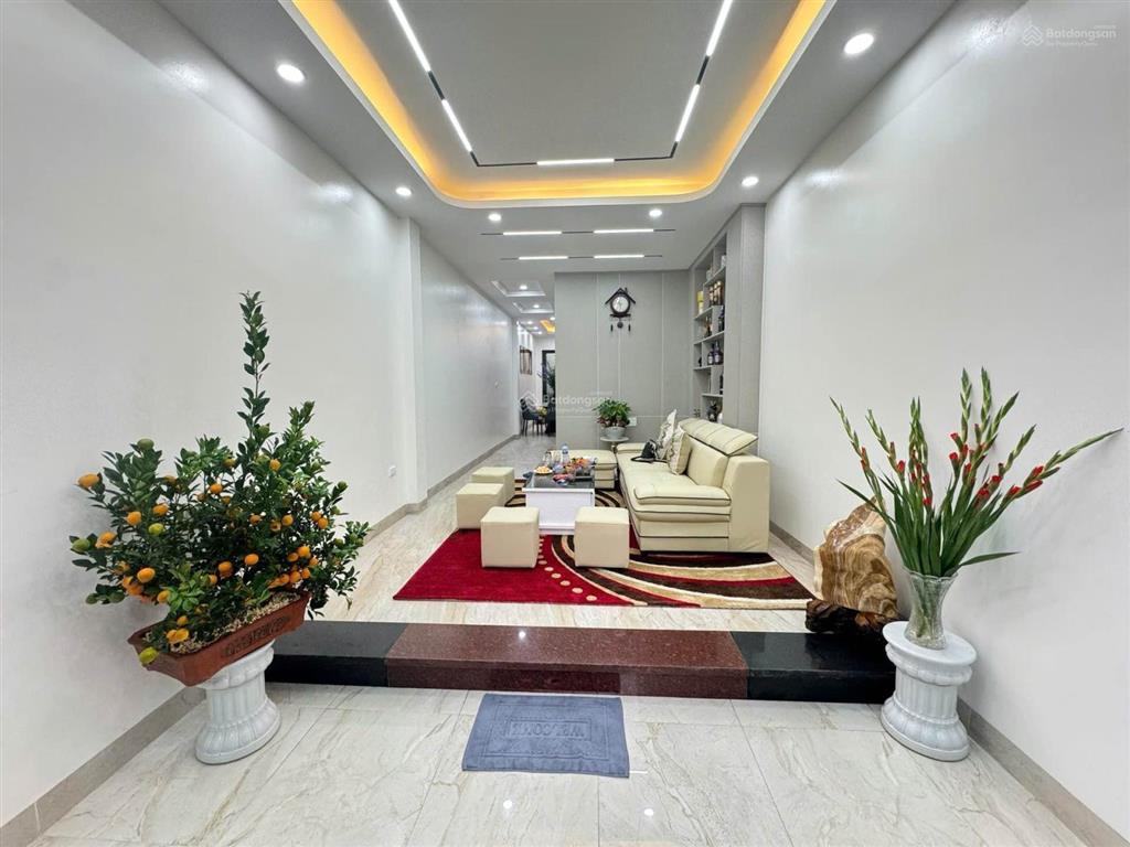 Nguyễn sơn gia thuỵ | 60m2 5 tầng thang máy | giá nhỉnh chục tỷ