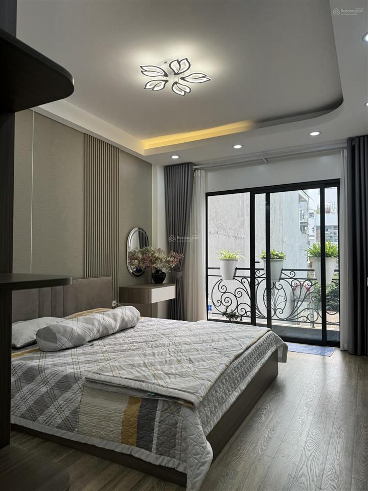 Nguyễn sơn gia thuỵ | 60m2 5 tầng thang máy | giá nhỉnh chục tỷ