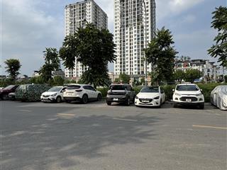 Nhà bồ đề long biên 36m2 5 tầng, mt 4.7m ngõ thông, ô tô đỗ cổng giá nhỉnh 8 tỷ.