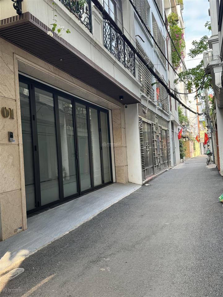 Nhà bồ đề long biên 36m2 5 tầng, mt 4.7m ngõ thông, ô tô đỗ cổng giá nhỉnh 8 tỷ.