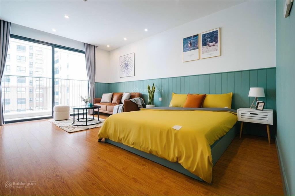 Bán căn penhouse 170m2, handiresco, 31 lê văn lương, 5 phòng, 15,5 tỷ