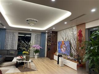 Bán căn hộ 128m2 tại bohemia residence, giá ưu đãi 11,2 tỷ, view đẹp, ban công đông nam