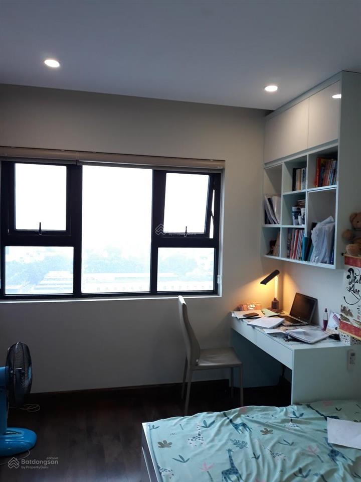 Giá tốt, căn 2 phòng ngủ, 60m2, dự án cao cấp, đầy đủ tiện ích, goldseason 47 nguyễn tuân