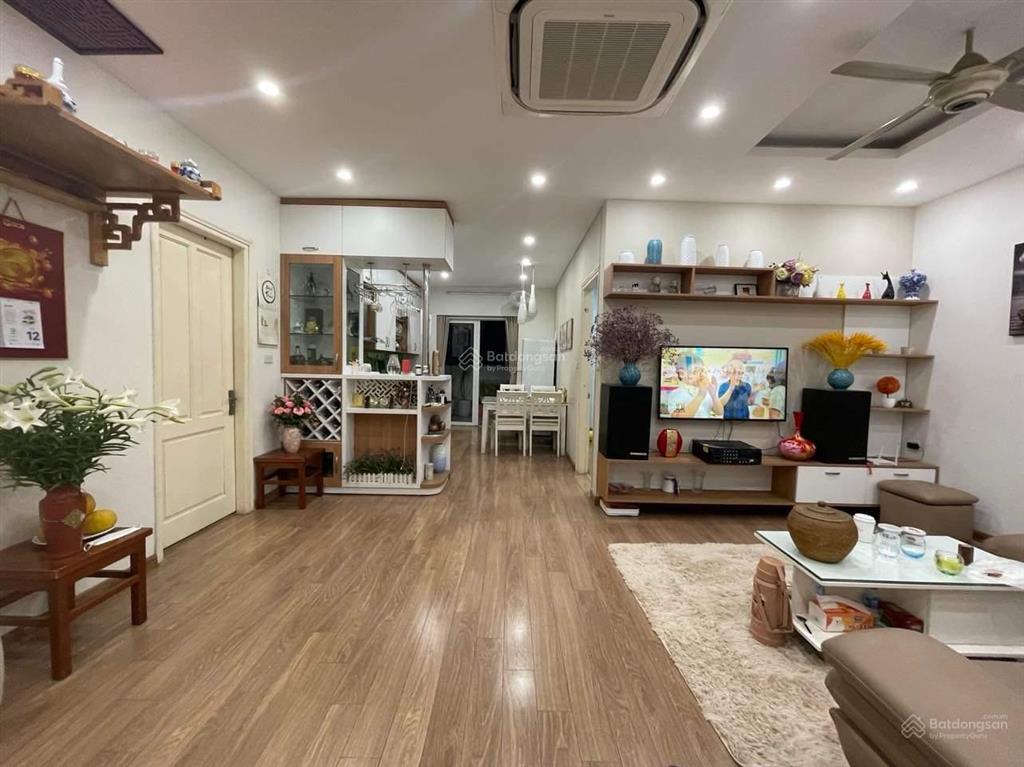 Bán căn hộ 3 phòng ngủ, diện tích 100m2, tòa hei tower, tốt ngụy như kon tum, giá 7,85 tỷ