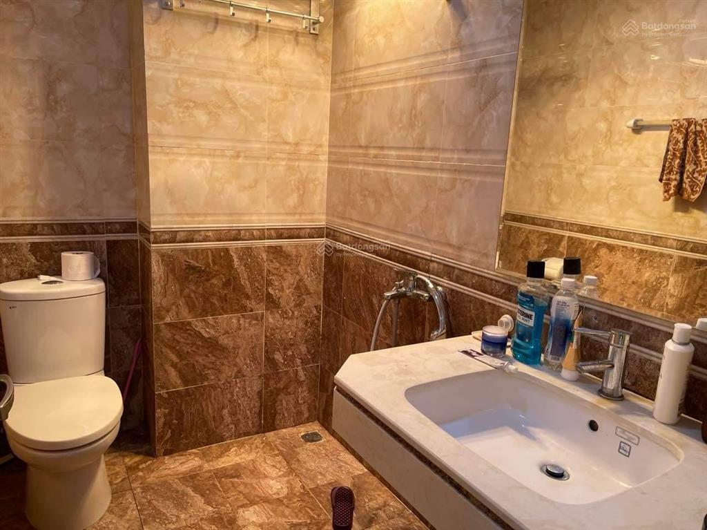 Bán căn hộ 3 phòng ngủ, diện tích 100m2, tòa hei tower, tốt ngụy như kon tum, giá 7,85 tỷ