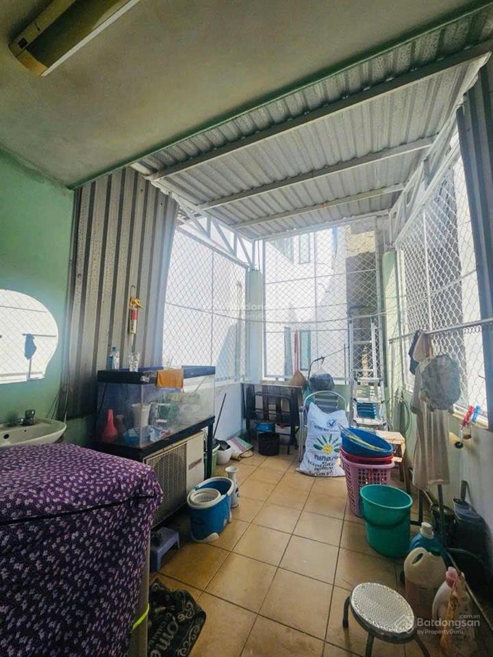 Bán nhà trung tâm q. 3, đường vườn chuối. hẻm xe hơi 5m, 3 tầng, 4 pn, nhà đẹp full tiện nghi