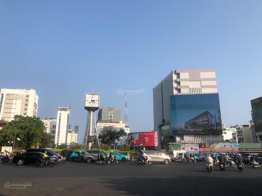 Nhà hiếm trung tâm q1, đường mai thị lựu 2 măt hẻm, 10m ra mt, thoáng mát quanh năm, 4 lầu + st.