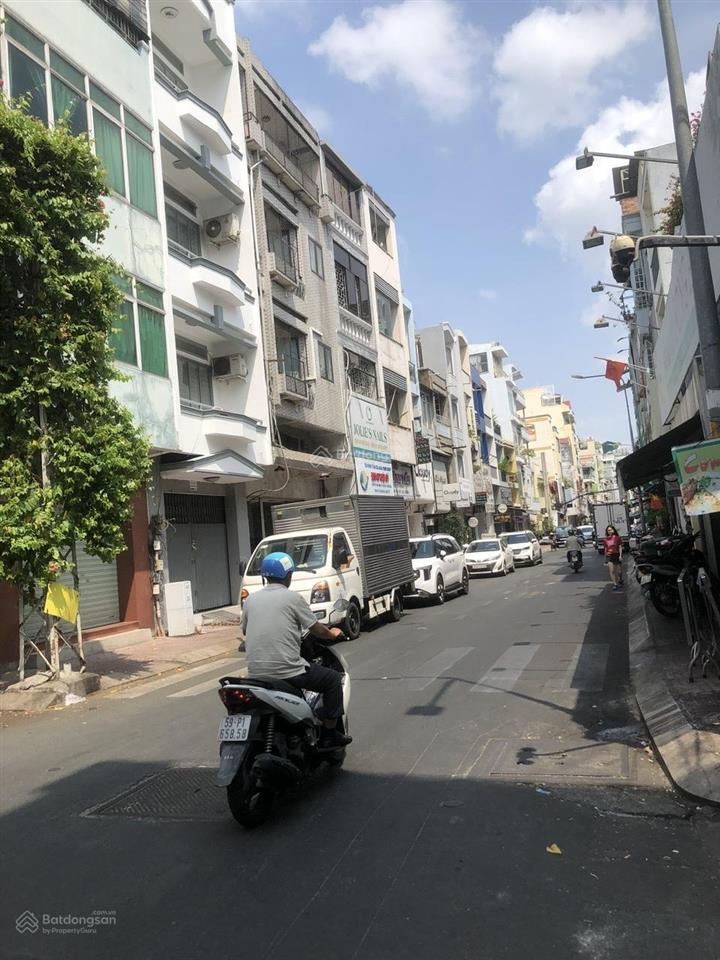 Nhà trung tâm q3 nguyễn thiện thuật, 4 tầng + sân thượng. hẻm ô tô + gần chợ, 35 m2 vuông vức.