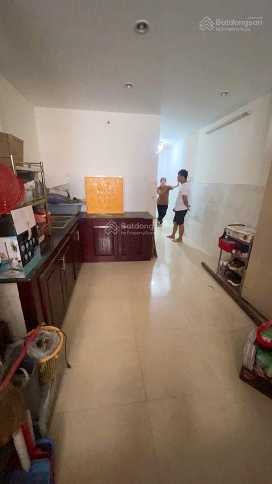 Nhà trung tâm q3 nguyễn thiện thuật, 4 tầng + sân thượng. hẻm ô tô + gần chợ, 35 m2 vuông vức.