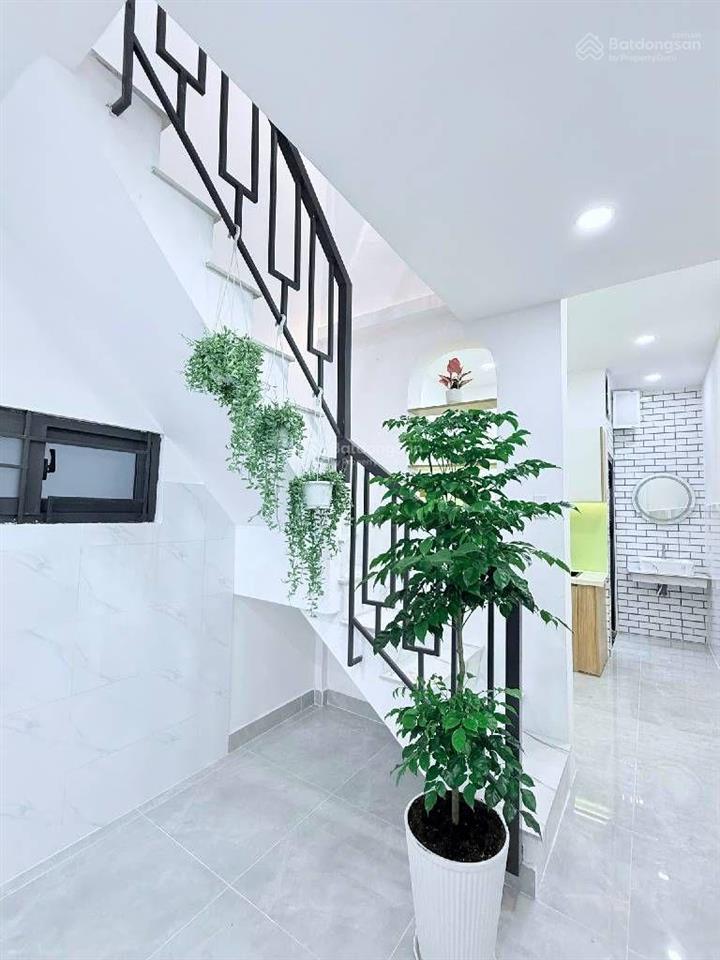 Mặt tiền nguyễn an ninh  bình thạnh, 2 lầu, 32m²  khu chợ bà chiểu hiếm nhà bán, vào ở vừa kd.