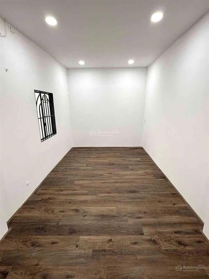 Nhà mới nguyễn đình chiểu (nguyễn bỉnh khiêm), q1. 3 tầng vào ở ngay, 1 trục thẳng 30m đến mặt tiền