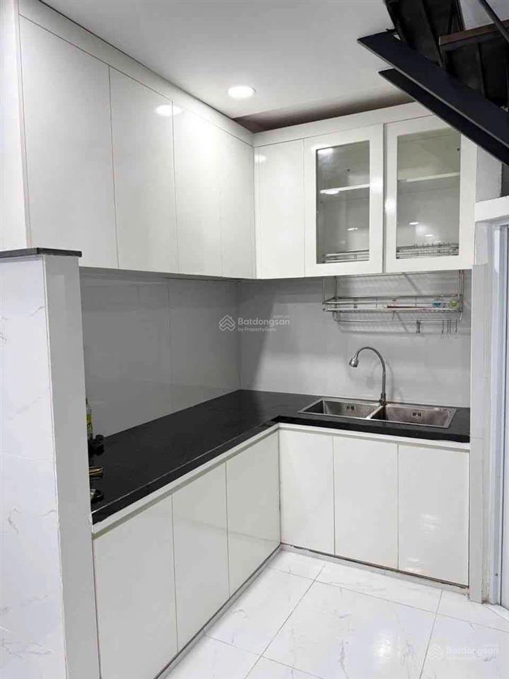 Nhà mới nguyễn đình chiểu (nguyễn bỉnh khiêm), q1. 3 tầng vào ở ngay, 1 trục thẳng 30m đến mặt tiền