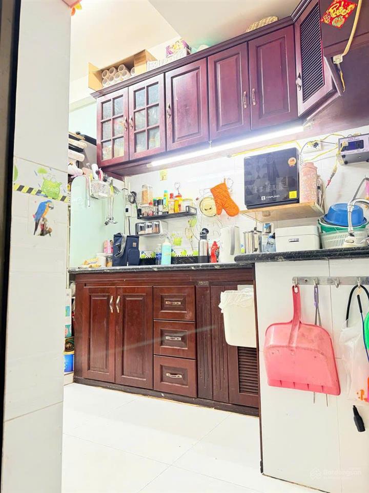 Nhà 4 lầu vườn chuối q3, thông điện biên phủ. hẻm đẹp 4m, khu trung tâm sầm uất, dân trí cao.