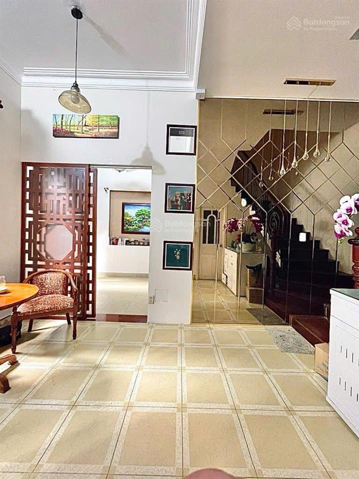 Biệt thự mini đặng dung, quận 1. ngang gần 8m, khu vực vip, công năng phù hợp gia đình ở lâu dài