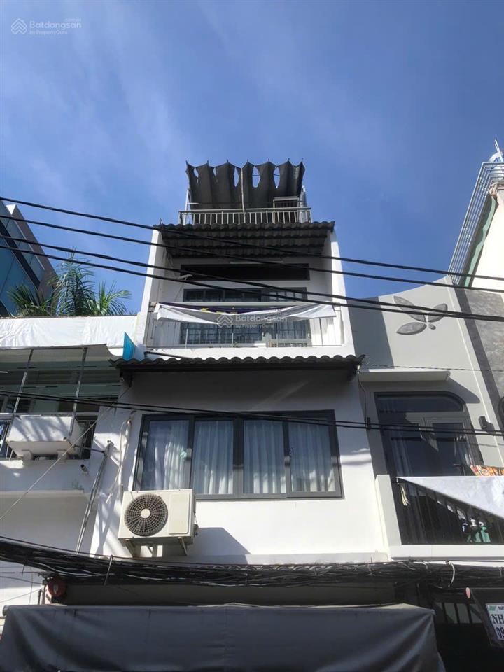 Mặt tiền nguyễn đình chính phú nhuận. kinh doanh buôn bán sầm uất, 3 lầu 4pn, 5wc, sân thượng