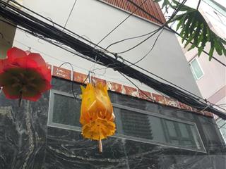 Nhà 50m2, 2 mặt hẻm cách mt hoàng sa 20m, p. tân định. 3 tầng 4pn vô cùng thoáng mát và rộng rãi