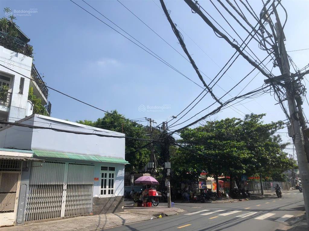 368  370 bùi minh trực, q.8. nhà 2 mặt tiền rộng 120m2, phù hợp kd buôn bán đa ngành nghề.