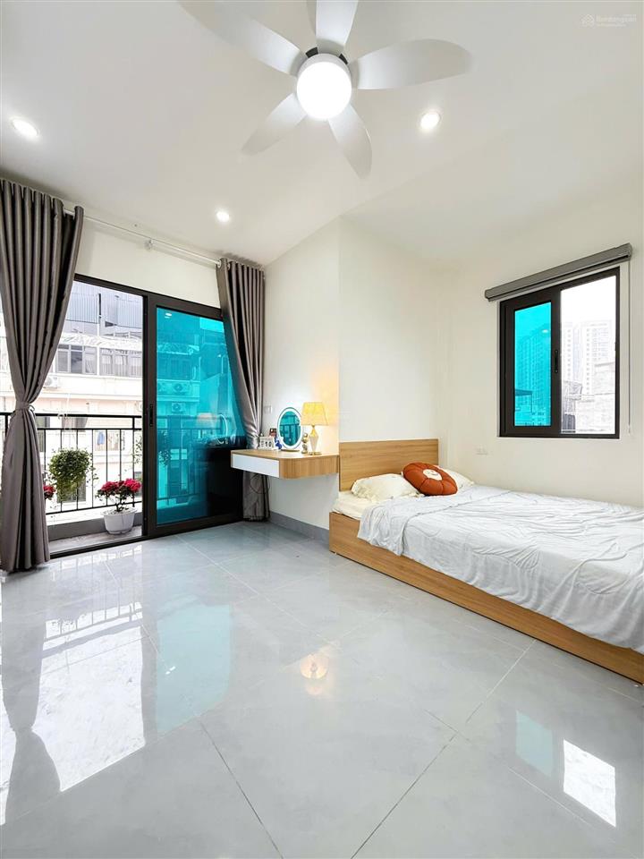 Cho thuê gấp studio tại 26 mỹ đình, full nội thất xịn sò, ô tô đỗ cửa, gần chợ, siêu thị