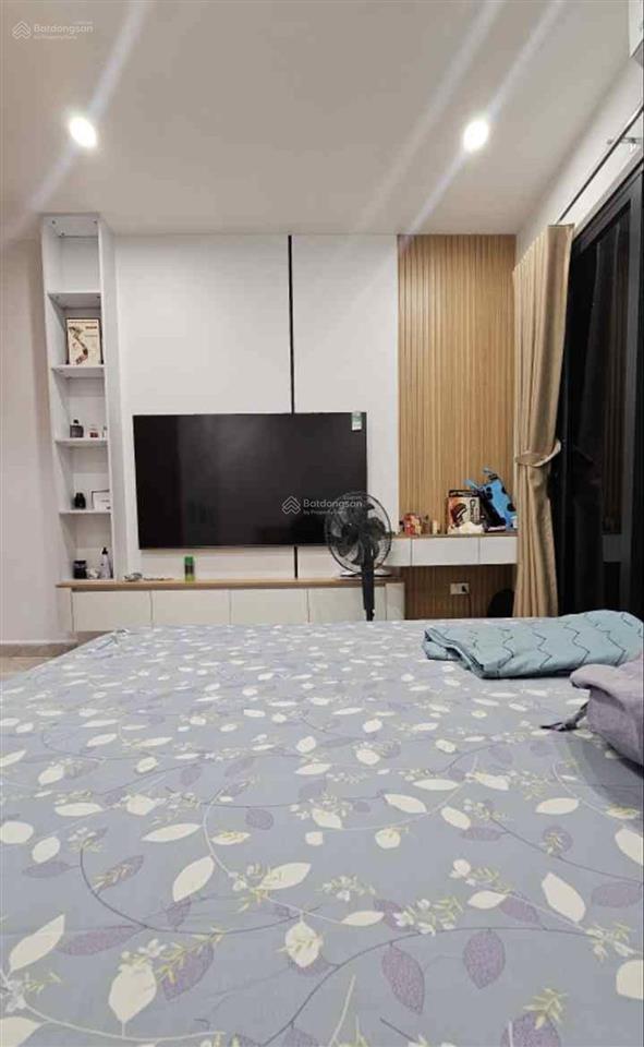 Nhà tân mai, hoàng mai, dân xây 5 tầng, dt50m2, gi.á 9,5 t.ỷ