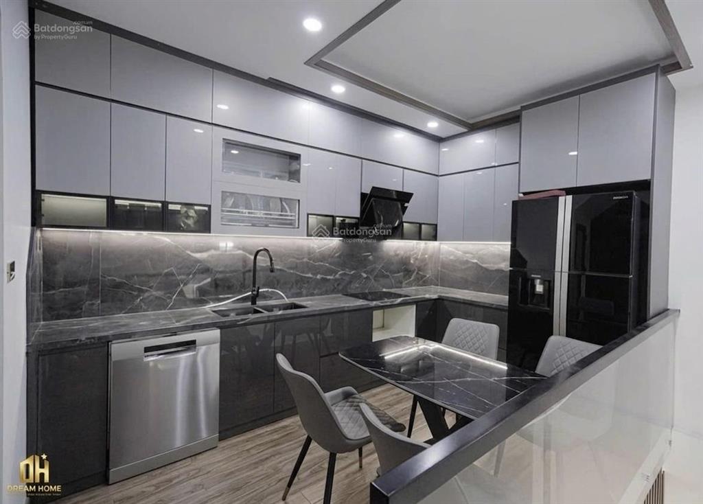 Nhà phân lô 6 tầng ô tô đỗ cửa trung tâm hoàng mai chỉ 10 tỷ
