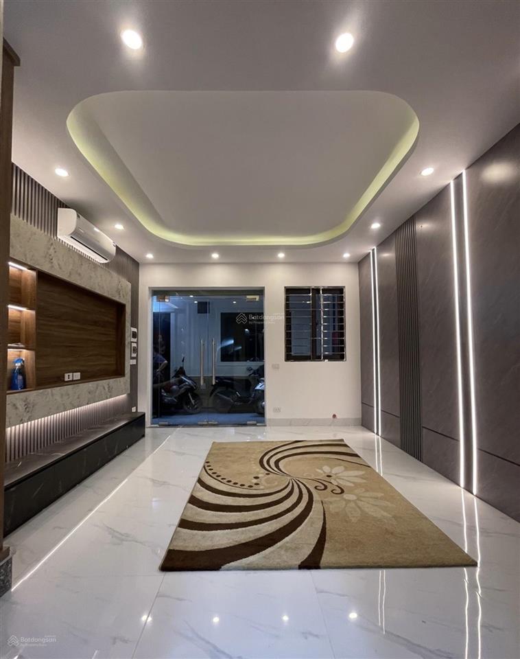 Nhỉnh 10 tỷ, nhà mới koong tương mai, hoàng mai 7 tầng thang máy ở sướng