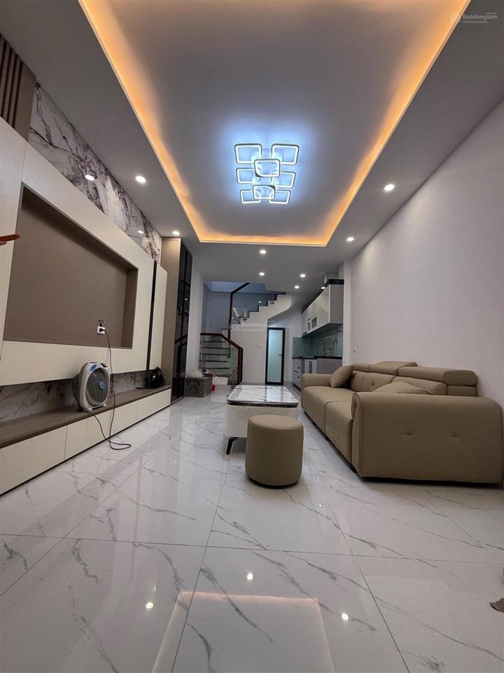 Bán nhà tân mai  hoàng mai  5 tầng mới đẹp  ngõ thông thoáng  gần hồ đền lừ  nhỉnh 8 tỷ