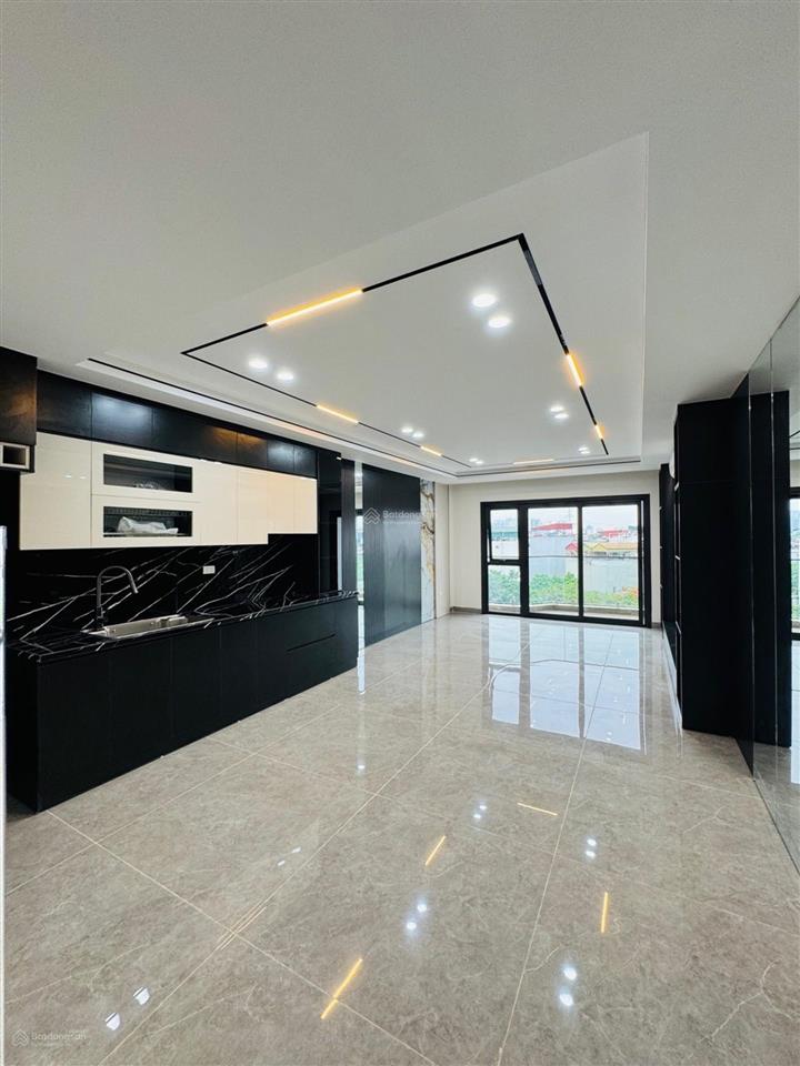 Siêu phẩm mặt phố hoàng mai  60m2, 7 tầng thang máy  vỉa hè rộng  kinh doanh đỉnh, chỉ hơn 28 ty
