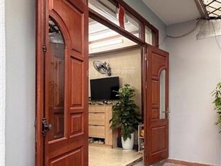 Nhỉnh 8 tỷ, nhà 5 tầng, dt32m2, ô tô đỗ cổng, 2 thoáng. trung tâm tân mai, hoàng mai.
