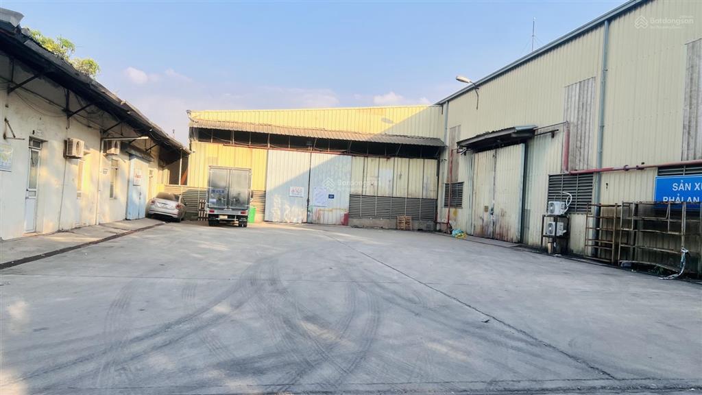 Chuyển nhượng 11000m2 đất 50 năm mặt đường phan trọng tuệ, thanh trì, hà nội. giá 1** tỷ.