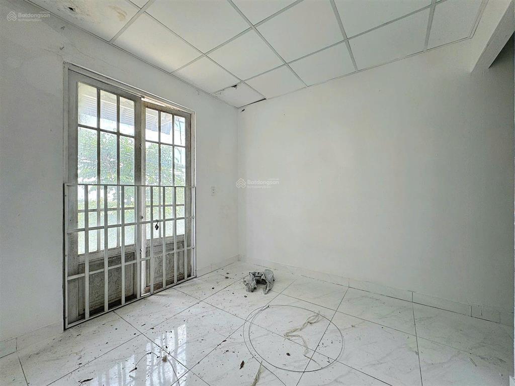 Cho thuê nhà trọ đẹp ngay nttu an phú đông 27, 2,8 triệu, 35m2