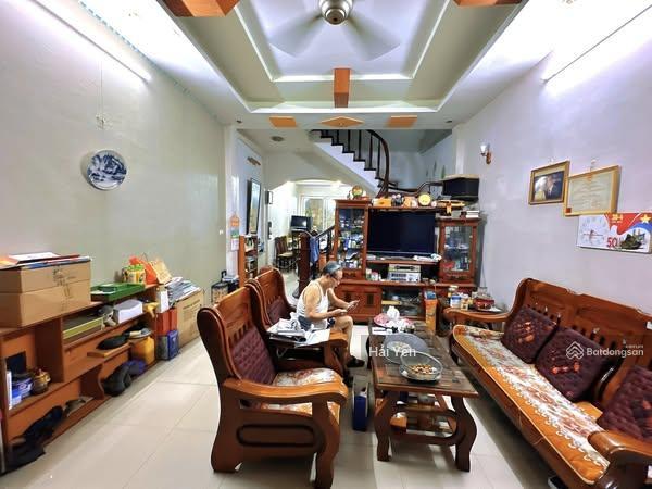 Bán nhà thô sẵn gpxd 6 tầng thang máy, dt 80m2 x mặt tiền 4.3m, 18 tỷ