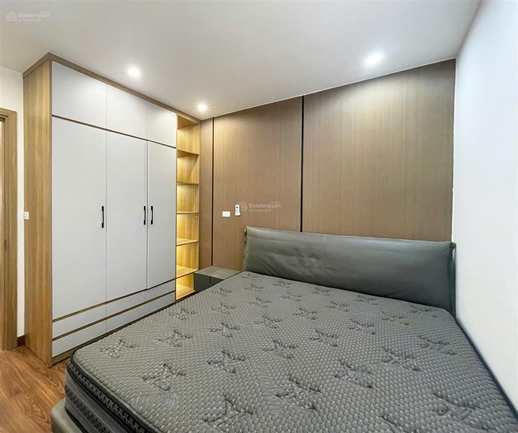 Ngay sát đại học thành đô căn thương mại tht newcity full nội thất như hình