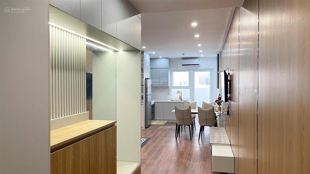 Ngay sát đại học thành đô căn thương mại tht newcity full nội thất như hình