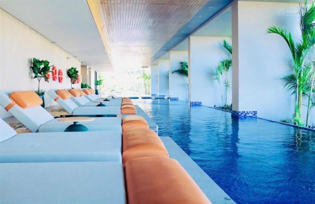 Cho thuê 1 năm studio ở ngay, tiện ích 5*, cách biển 300m, gần bãi cháy