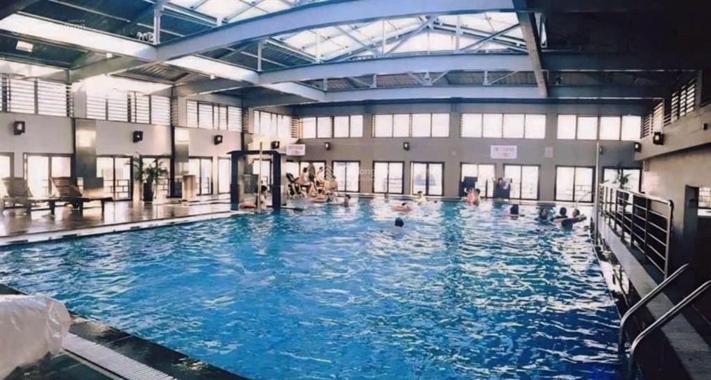 Cho thuê 1 năm studio ở ngay, tiện ích 5*, cách biển 300m, gần bãi cháy