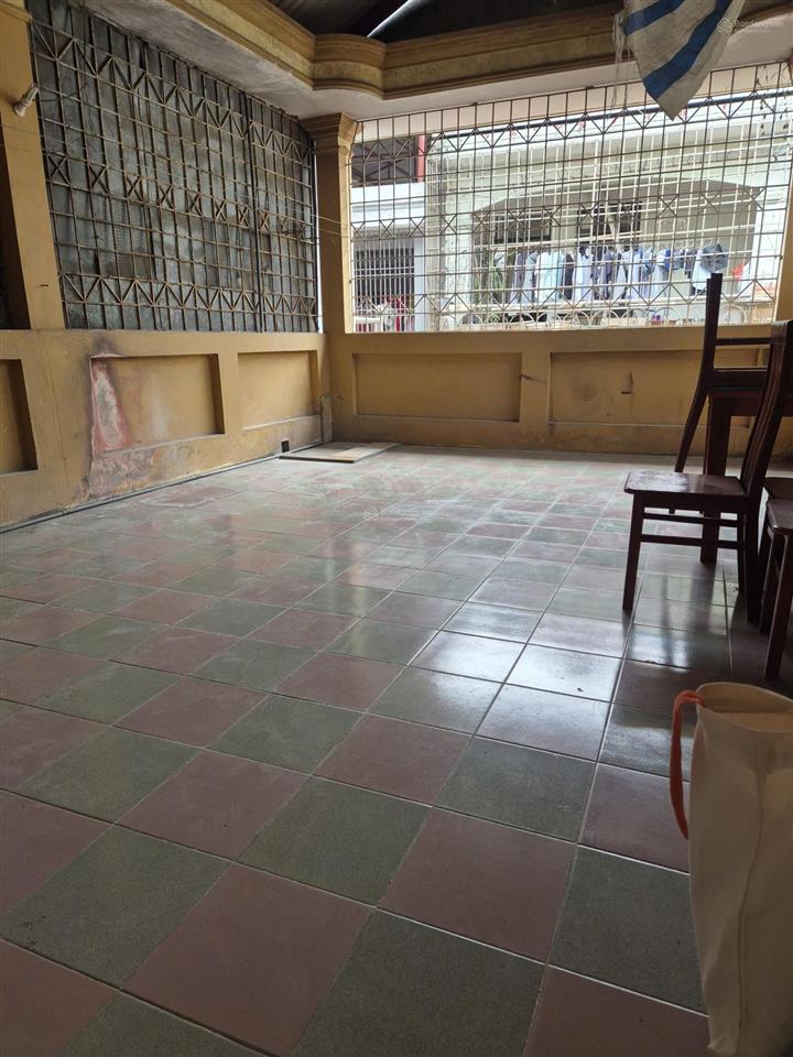 Cho thuê nhà riêng nguyên căn ngõ 99 nguyễn khang.dt 75m*4t*mt 4m, 7p. giá 22tr/th