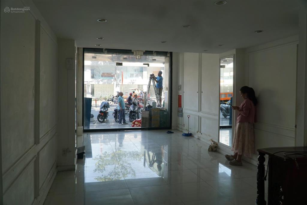 Cho thuê nhà nguyên căn chính chủ mặt tiền 60m2 đường 3/2 phường vườn lài quận 10 giá thỏa thuận
