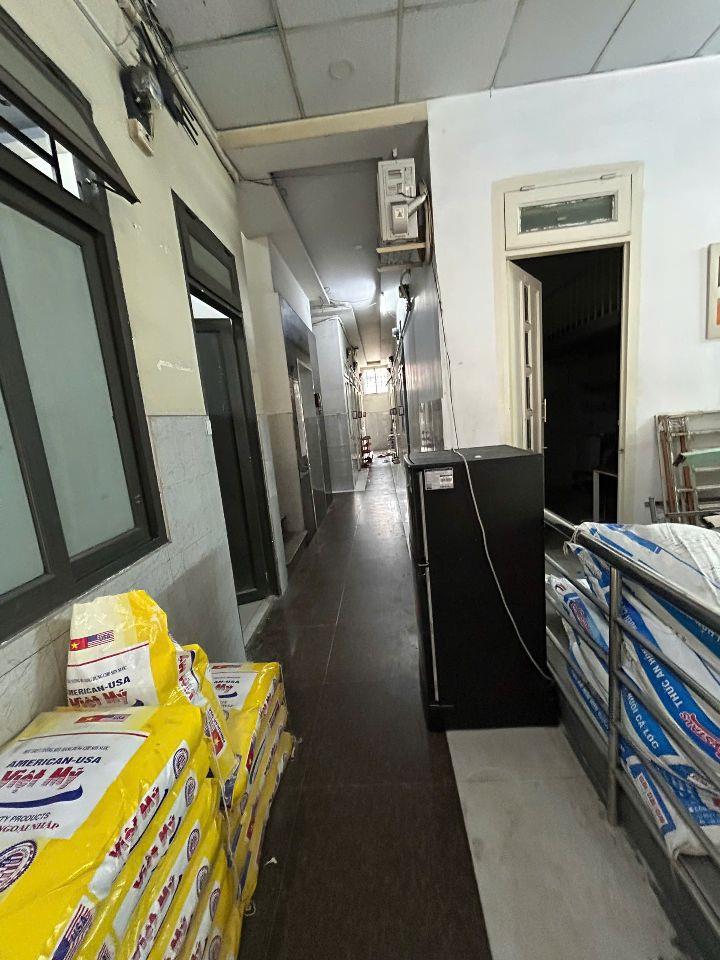CHO THUÊ phòng trọ 958/3 Âu Cơ phường 14 Tân Bình. 25mv 3tr6/ tháng. LH:0708877972.
