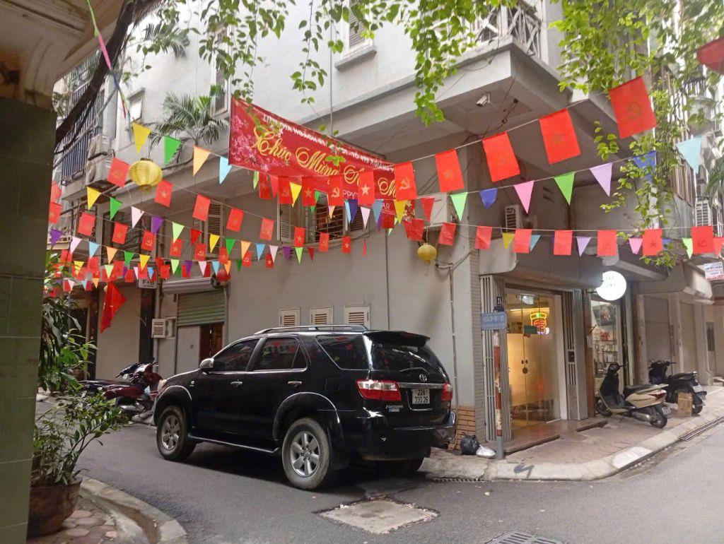 CHO THUÊ MB KINH DOANH T1. NGÕ 91 Đ.NGUYỄN CHÍ THANH, HÀ NỘI, 30 M2. LH:0889254254