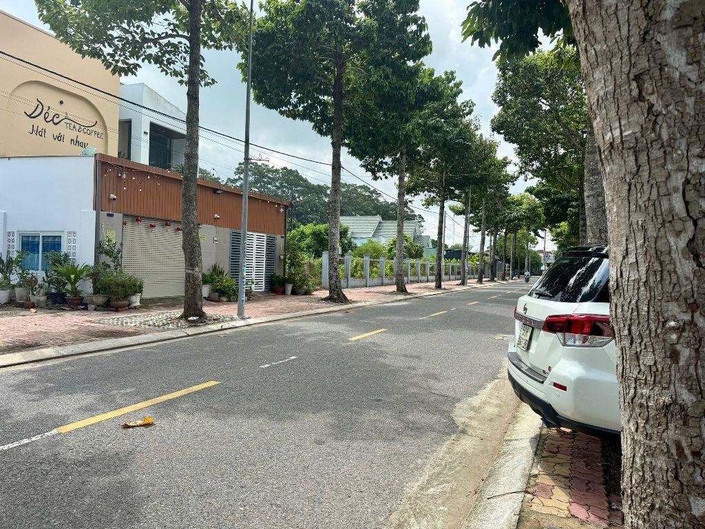 BÁN 380,6MV ĐẤT MT ĐƯỜNG SỐ 8 P.LONG ĐIỀN BÀ RỊA-VŨNG TÀU, TP.HCM 9.3TỶ LH:0918656770