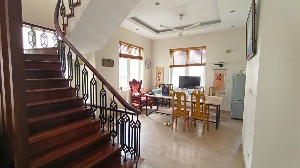 CĂN HỘ TẦNG 4 (2PN, 100M2) TẠI KĐT MỚI LIDECO THỊ TRẤN TRẠM TRÔI. 6.8TR/TH. LH:0971928881