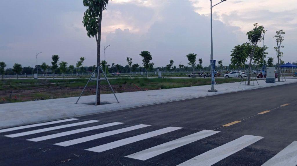  BÁN ĐẤT NỀN SAO MAI TRIỆU SƠN . LH:0829102989.