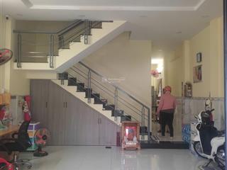 Bán nhà chính chủ gởi sổ hồng riêng 1 trệt 1 lầu đường xe hơi 1/tân xuân 1 tân xuân hóc môn 4,2 tỷ