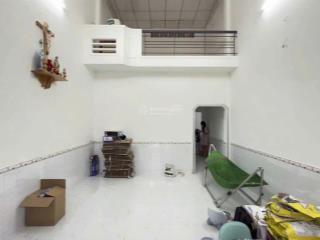 Bán nhà gác lửng sổ hồng riêng 4,05m x 14m 1/đường giác đạo,trung chánh ,hóc môn giá 3,5 tỷ còn bớt