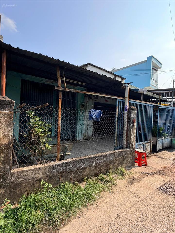 Bán nhà 4m x 19m giá 2,98 tỷ vị trí gần trường, 1/ 30m ra đường trần thị bốc thới tam thôn hóc môn